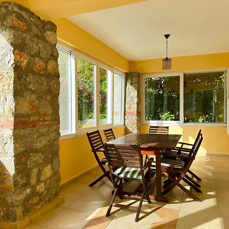 Villa Gemovilla *